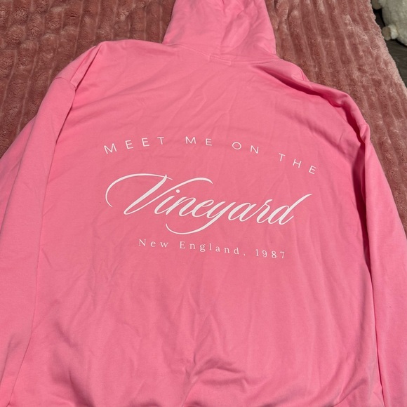 1987 Martha’s Vineyard Sweatshirt - Picture 5 of 8